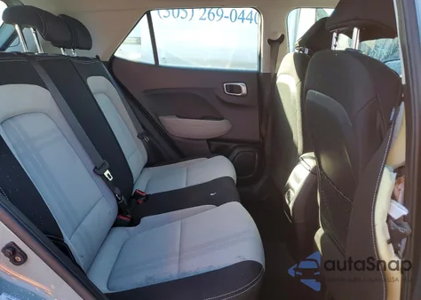 2025 Hyundai Venue Sel z USA, uszkodzony, nr VIN KMHRC8A38SU383358